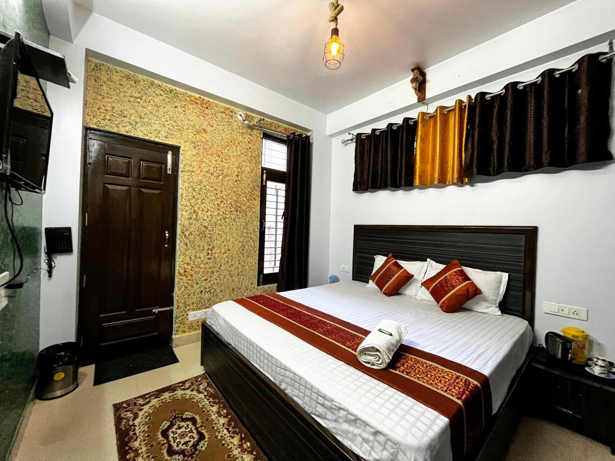 Puri'S Bnb Shimla Exterior foto