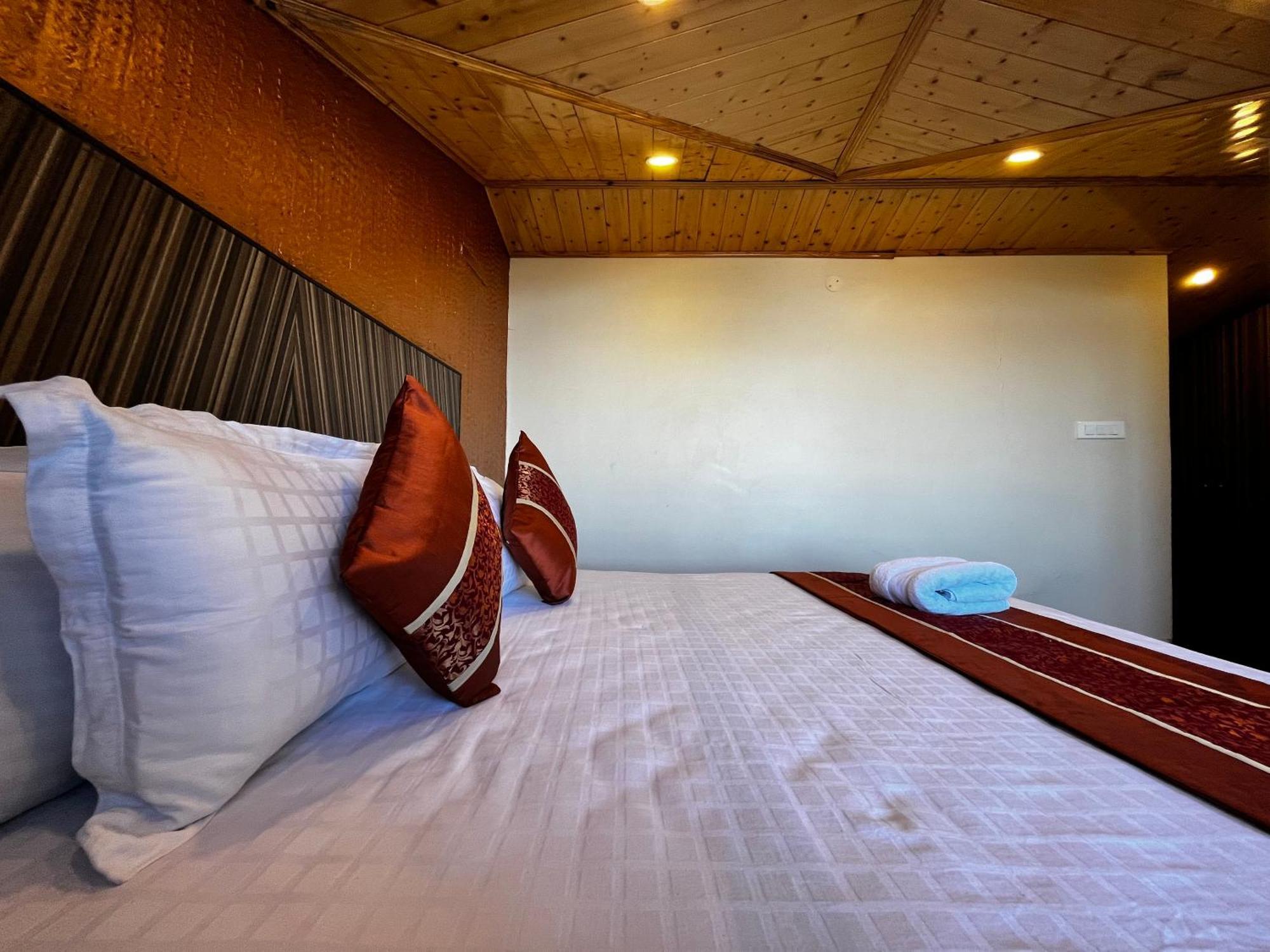Puri'S Bnb Shimla Exterior foto