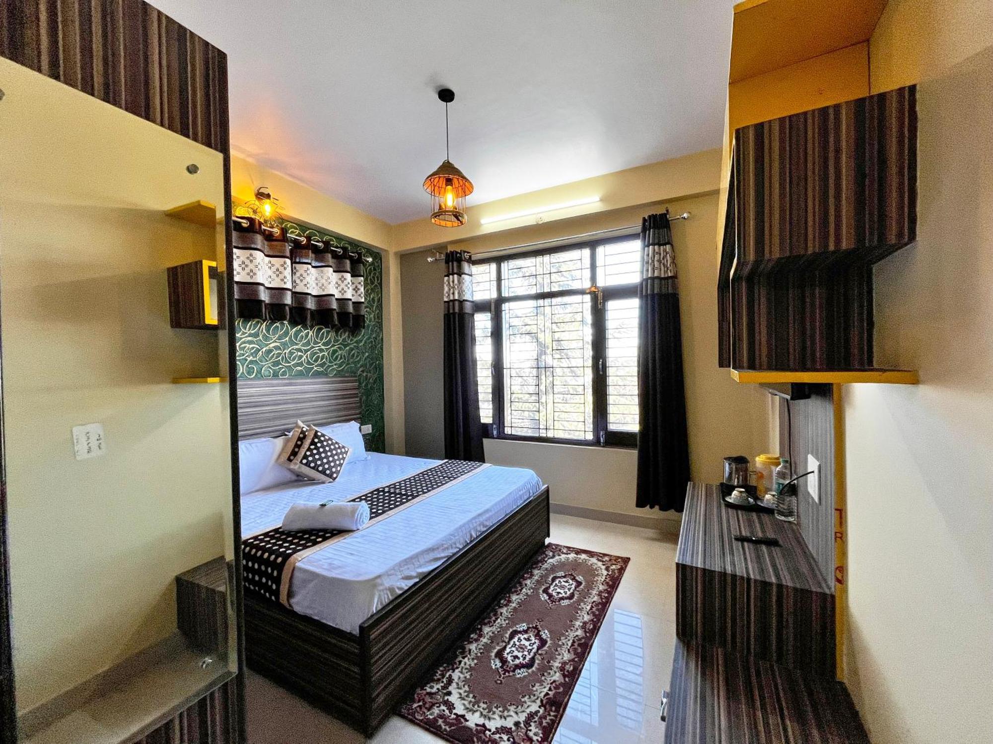 Puri'S Bnb Shimla Exterior foto